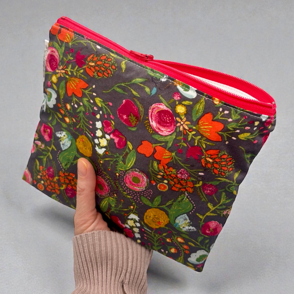 Sandwich Sized Reusable Zippered Bag Floral on Gray