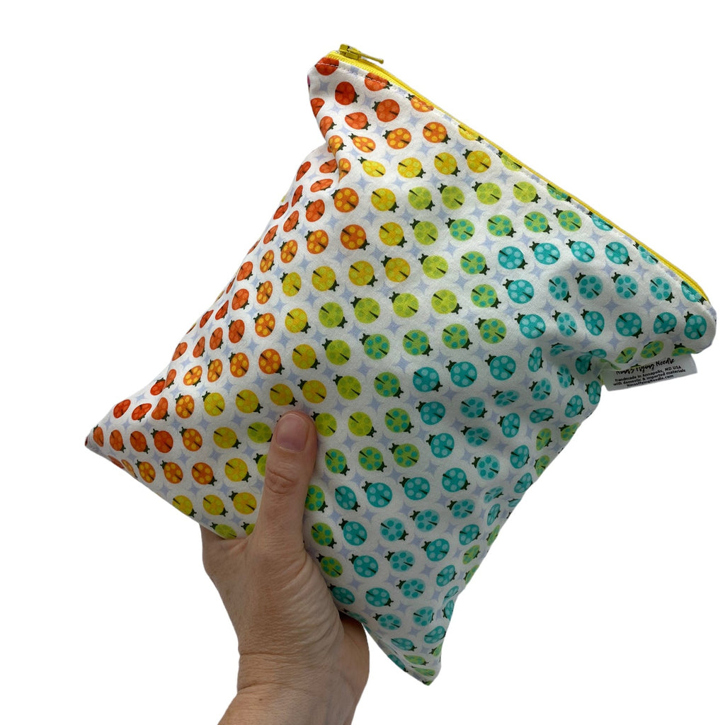 Medium Sized Wet Bag Sailboats and Anchors