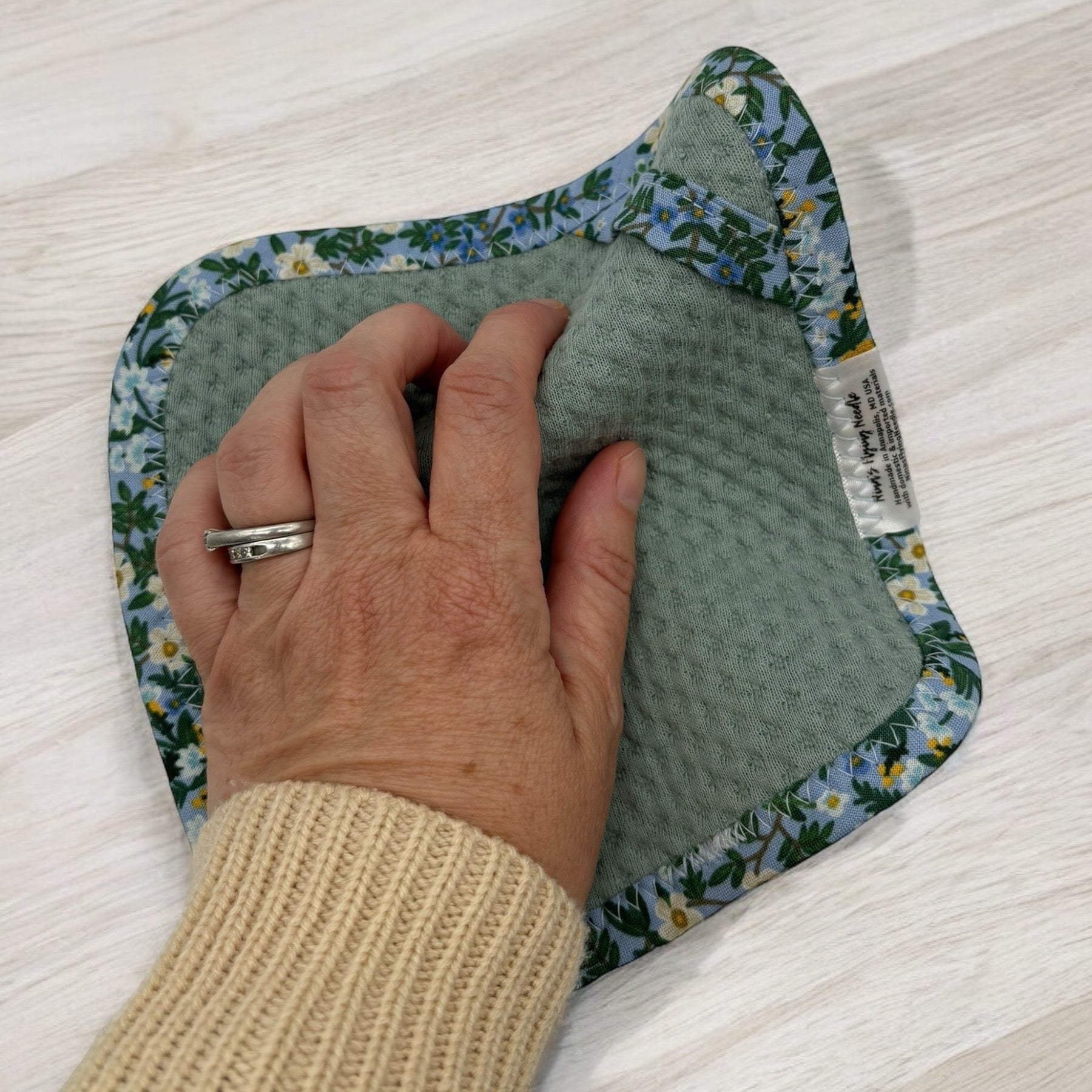 Set of 2 TINY Reusable Paper Towels - Off White with Snowmen