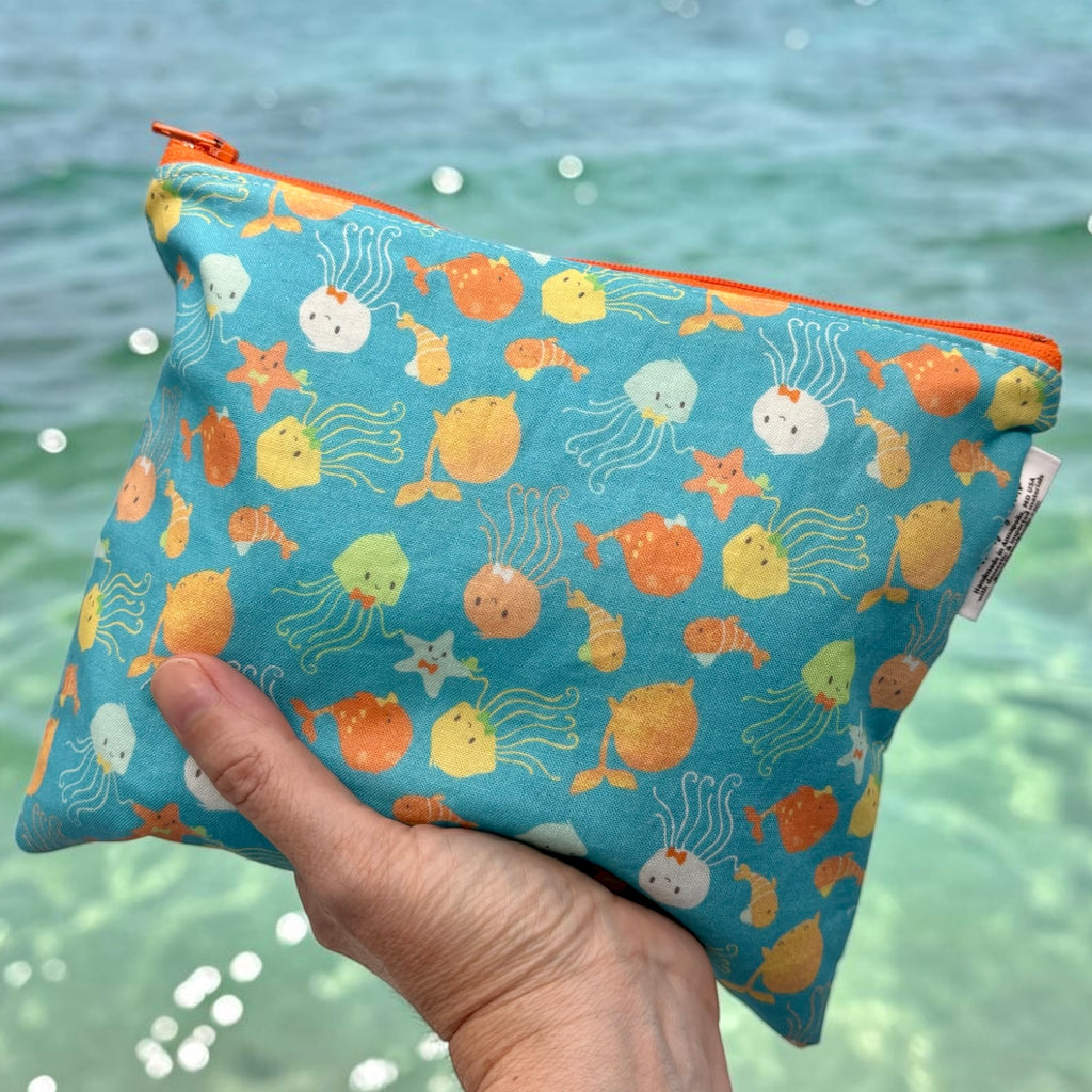 Sandwich Sized Reusable Zippered Bag Jellyfish
