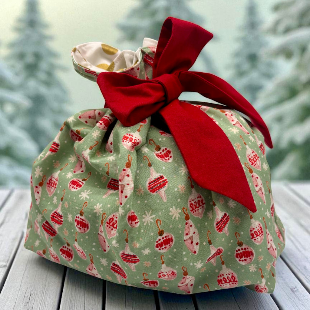 Just Right Gift Bag - Christmas Trees Ornaments Golden