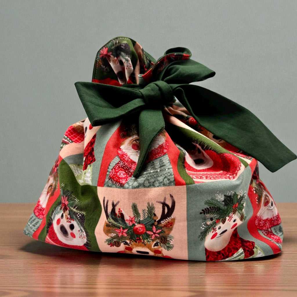 Just Right Gift Bag - Animals with Christmas Wreaths