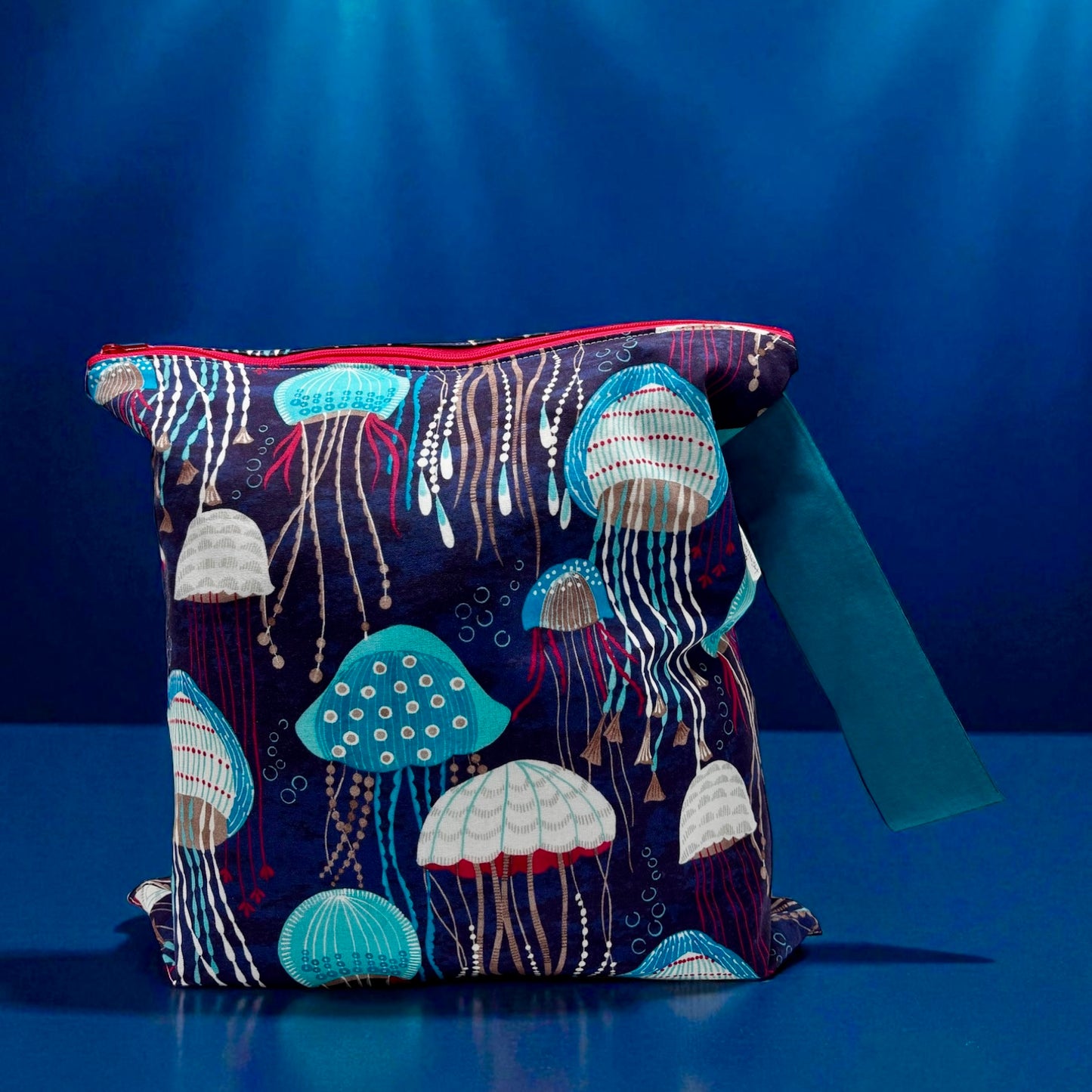 Large Wet Bag with Handle Jelly Fish