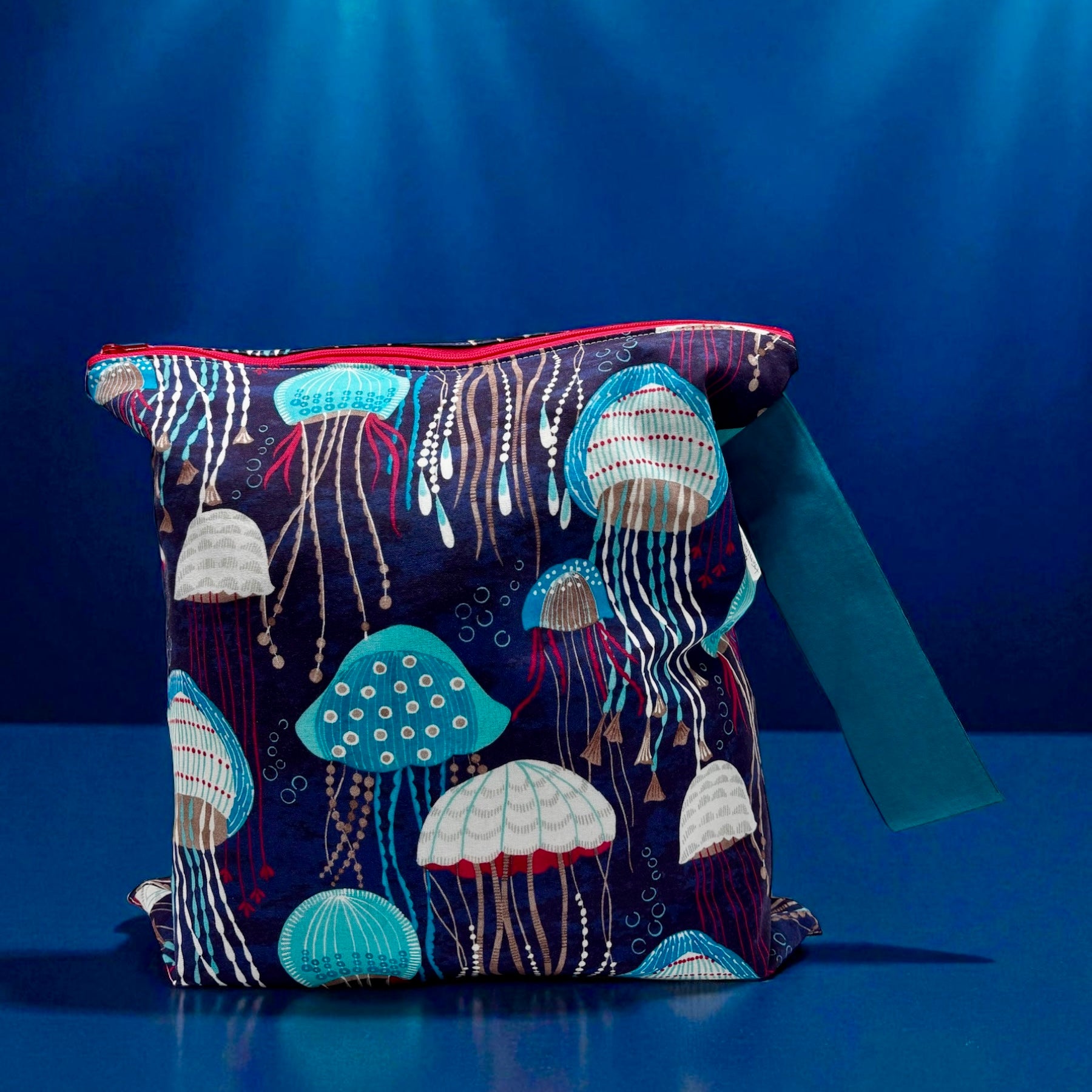 Large Wet Bag with Handle Jelly Fish