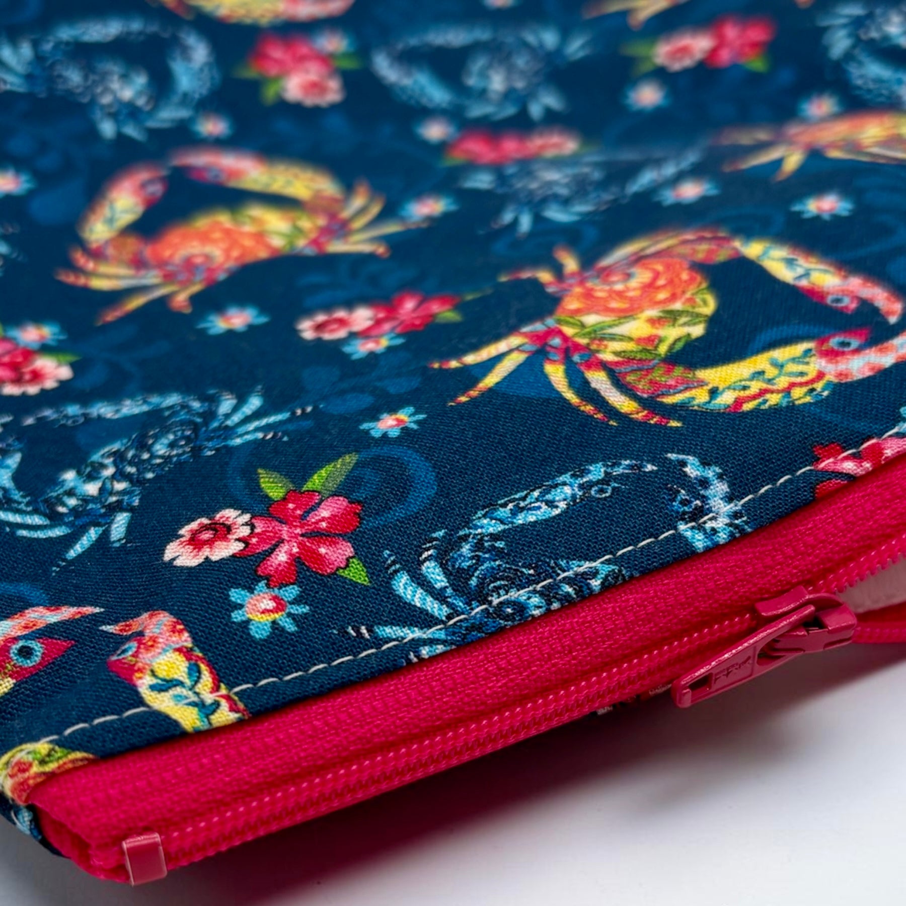 Medium Sized Wet Bag Crabs and Floral