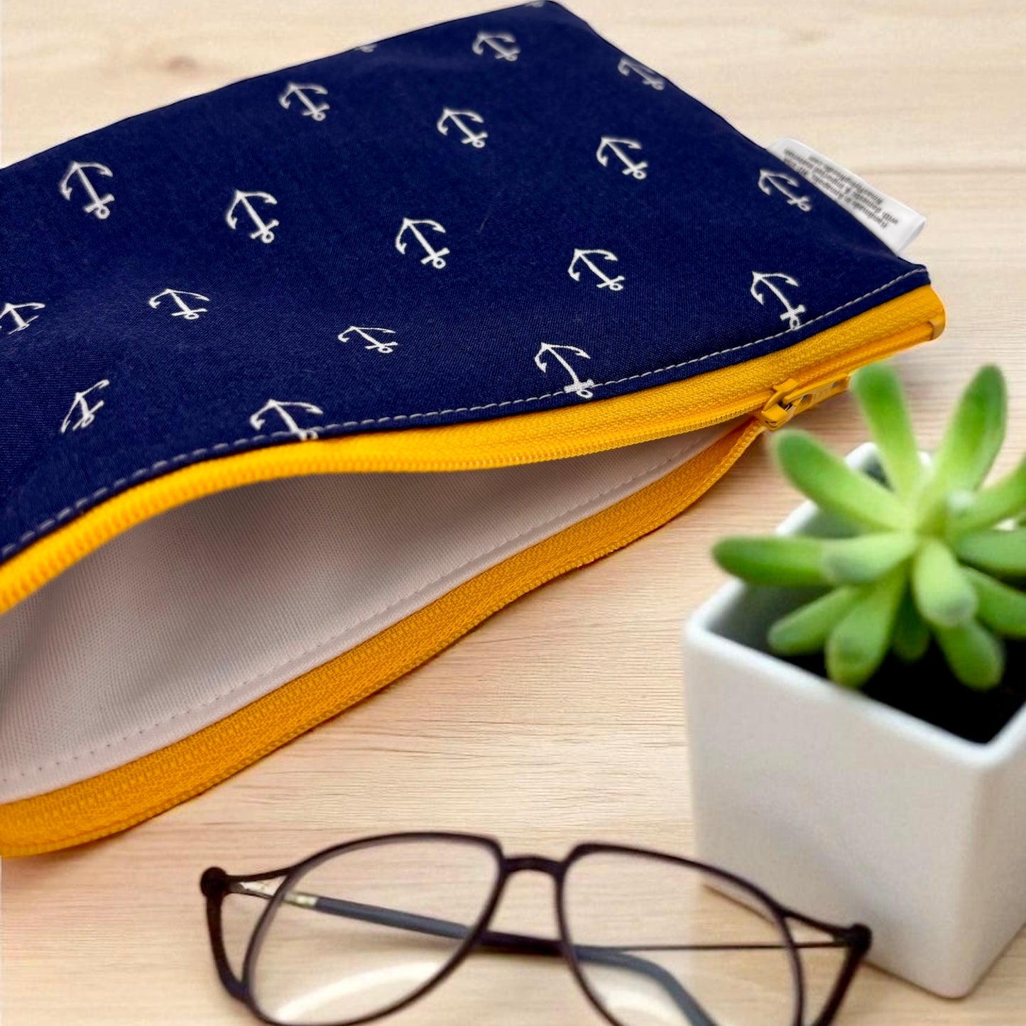 Snack Sized Reusable Zippered Bag Anchors