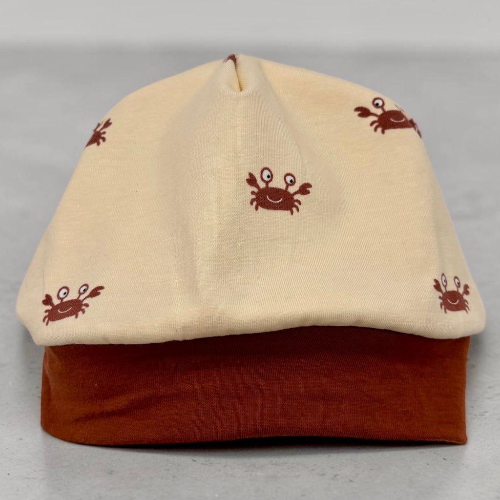 Beanie Hat in Baby: Crabs with Solid Brim