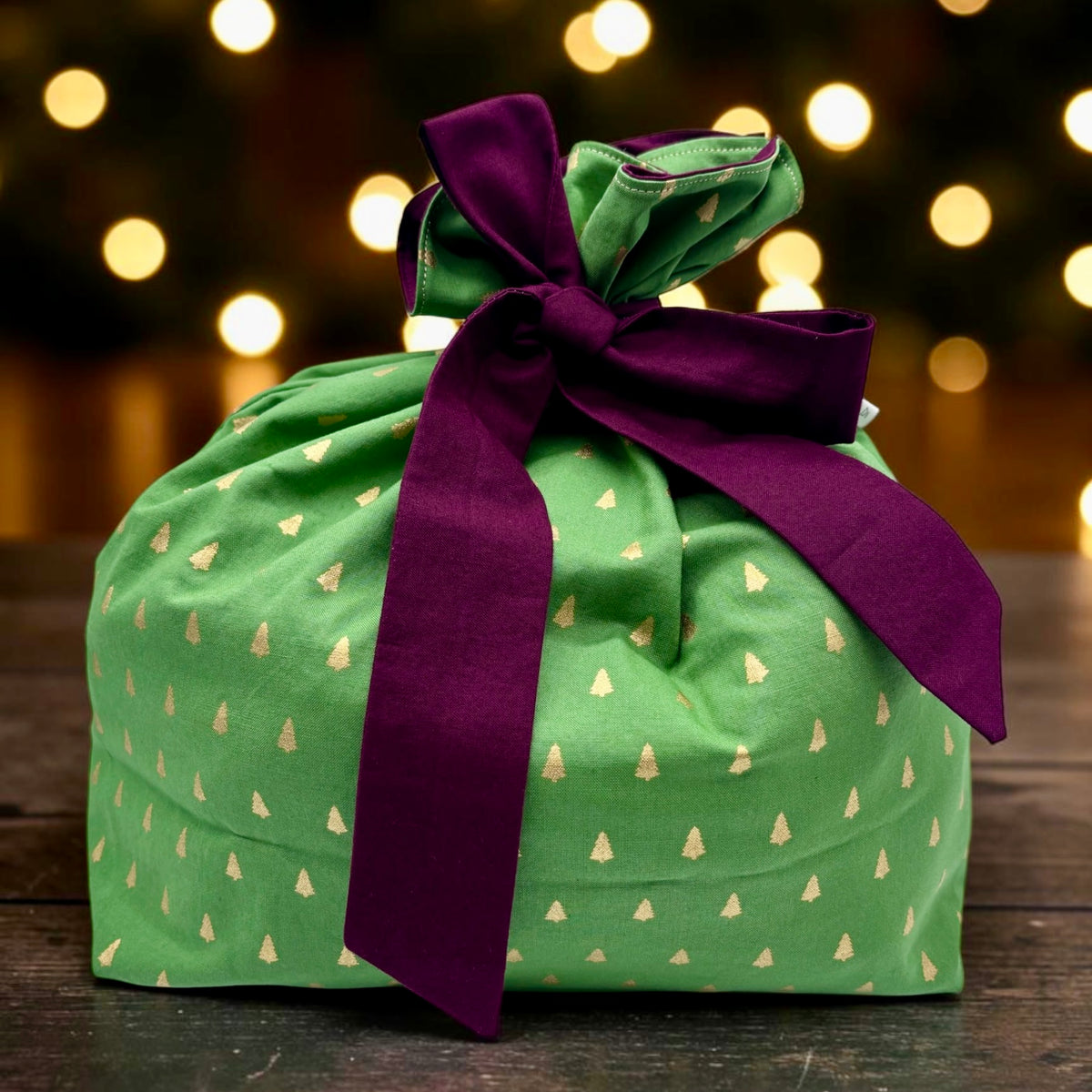Just Right Gift Bag - Golden Christmas Trees