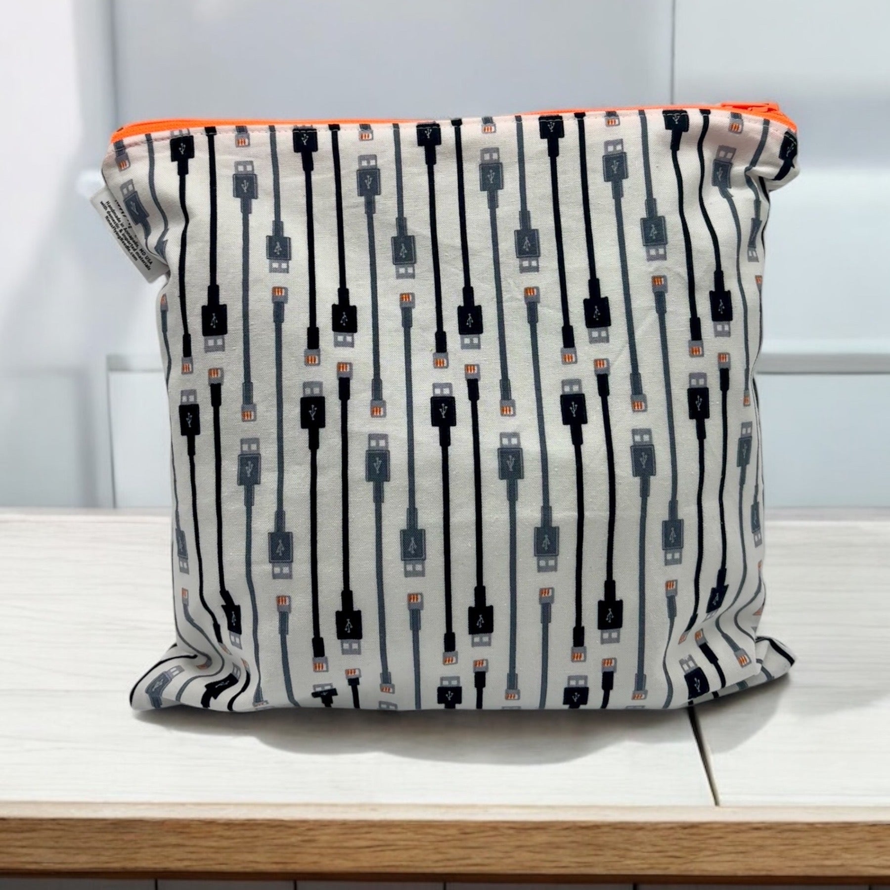 Gallon Sized Reusable Zippered Bag USB