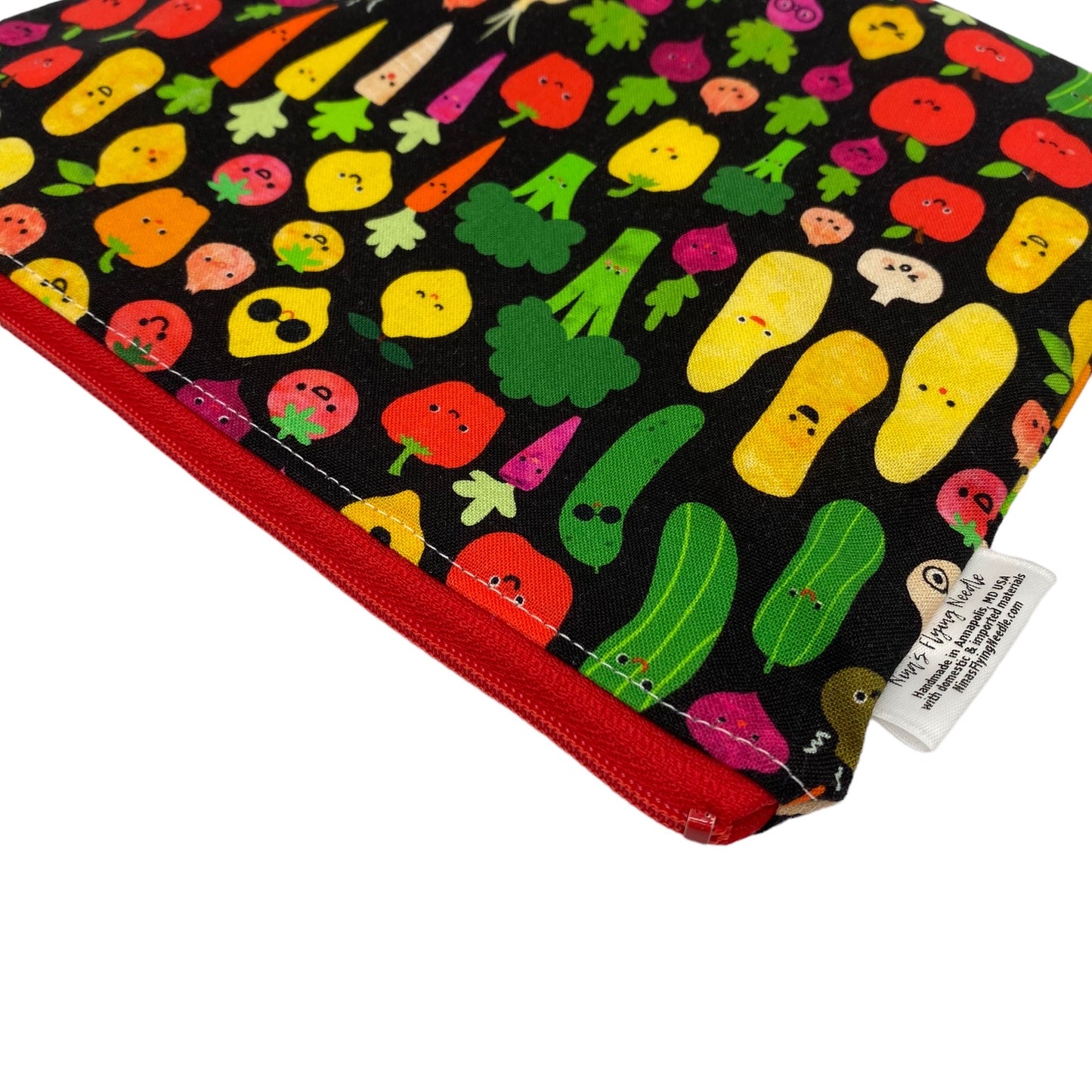 Sandwich Sized Reusable Zippered Bag Produce Smiling