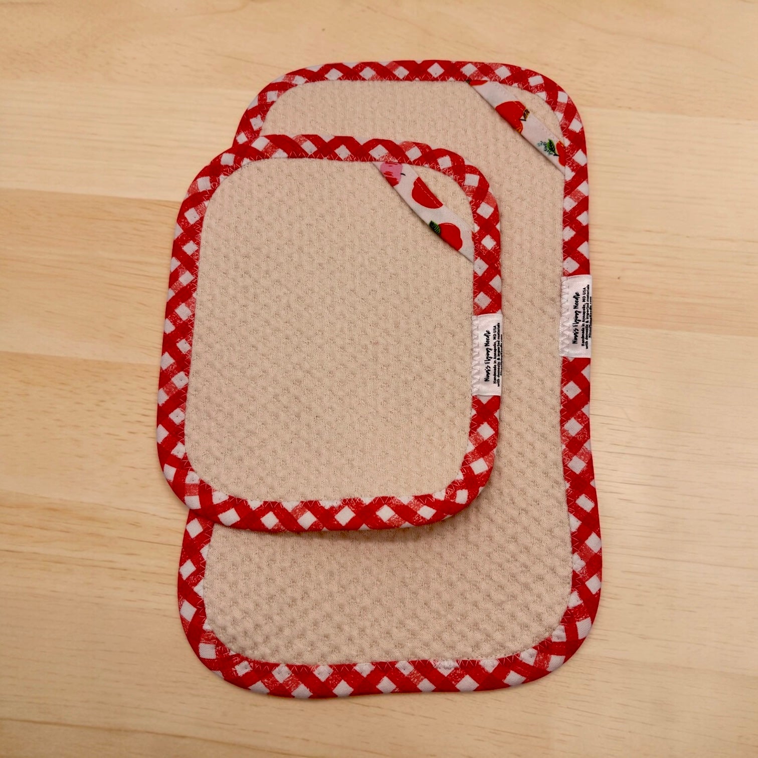 Combo Set of 2 Paper Towels - Red and White Gingham and Apples