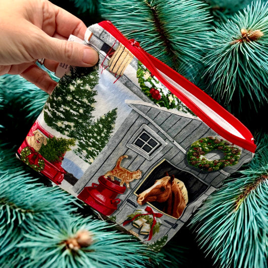 Sandwich Sized Reusable Zippered Bag Barn Christmas