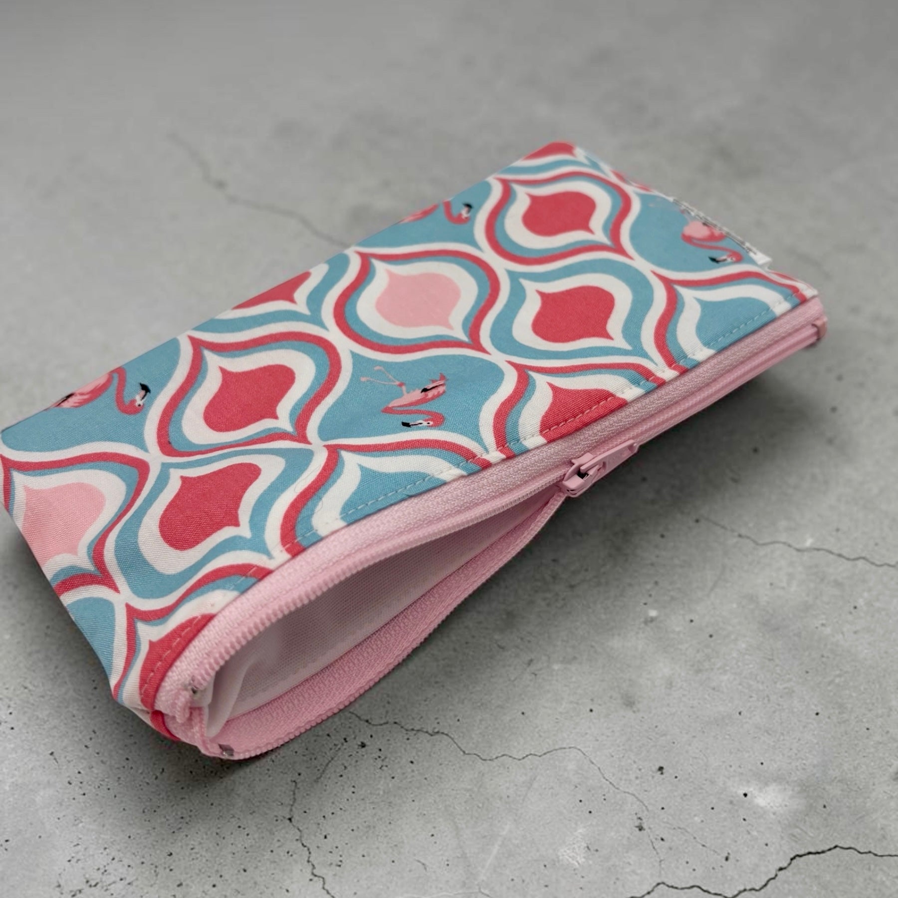 Knick Knack Sized Reusable Zippered Bag Flamingos