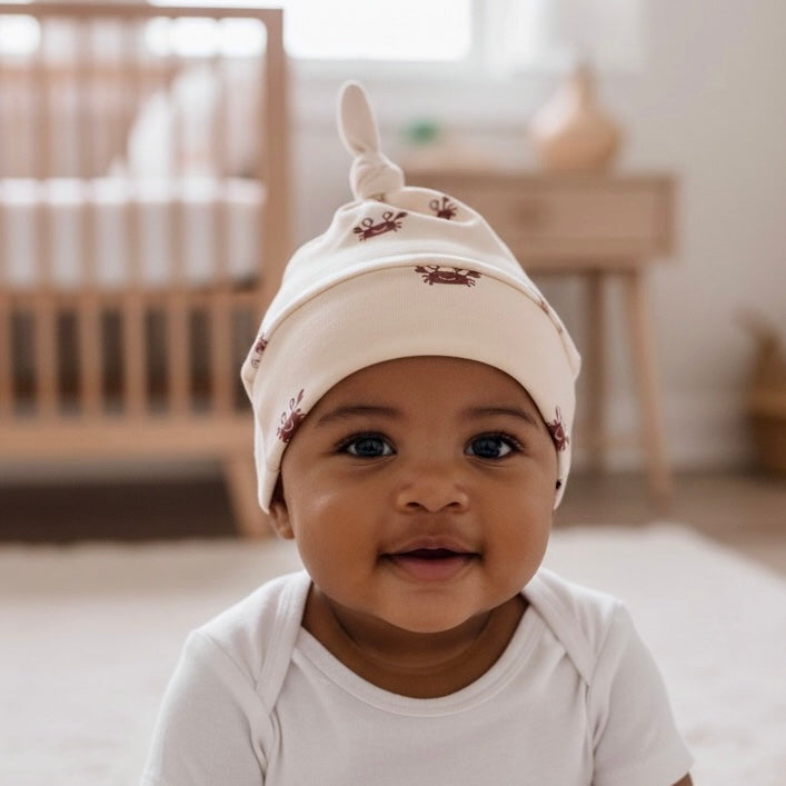 Knot Hat in 9-12 months: Crabs