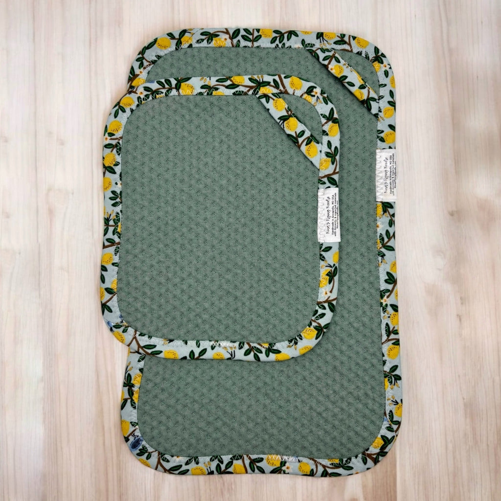 Combo Set of 2 Paper Towels - Lemon Tree and Parrot on Green