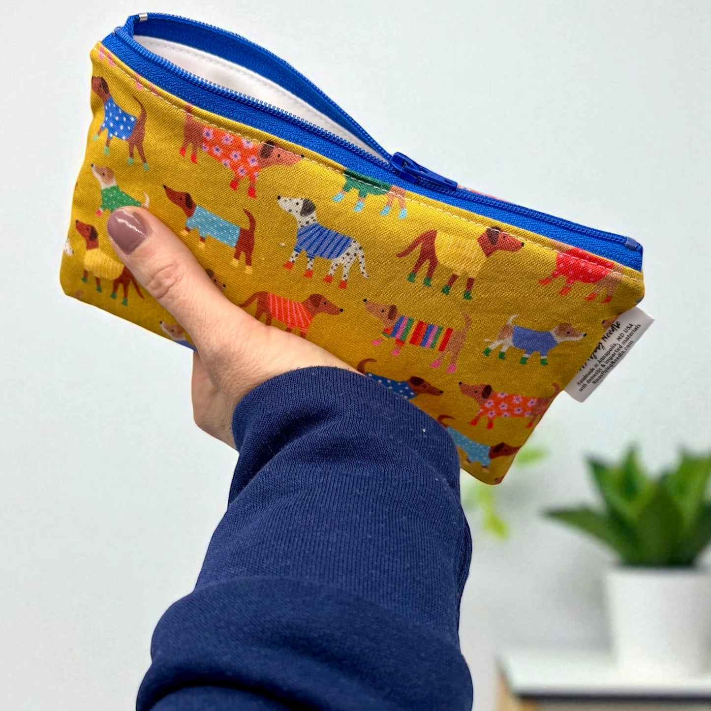 Knick Knack Sized Reusable Zippered Bag Dogs