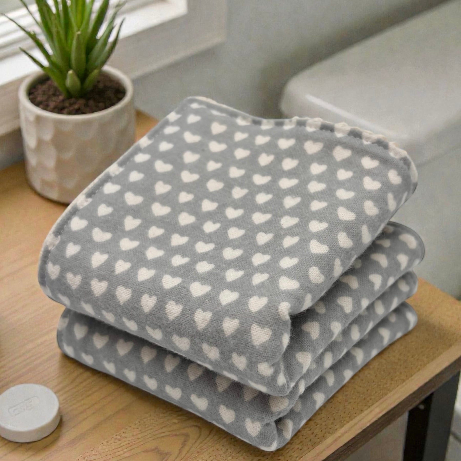 Wash Cloth - Regular - Hearts on Gray