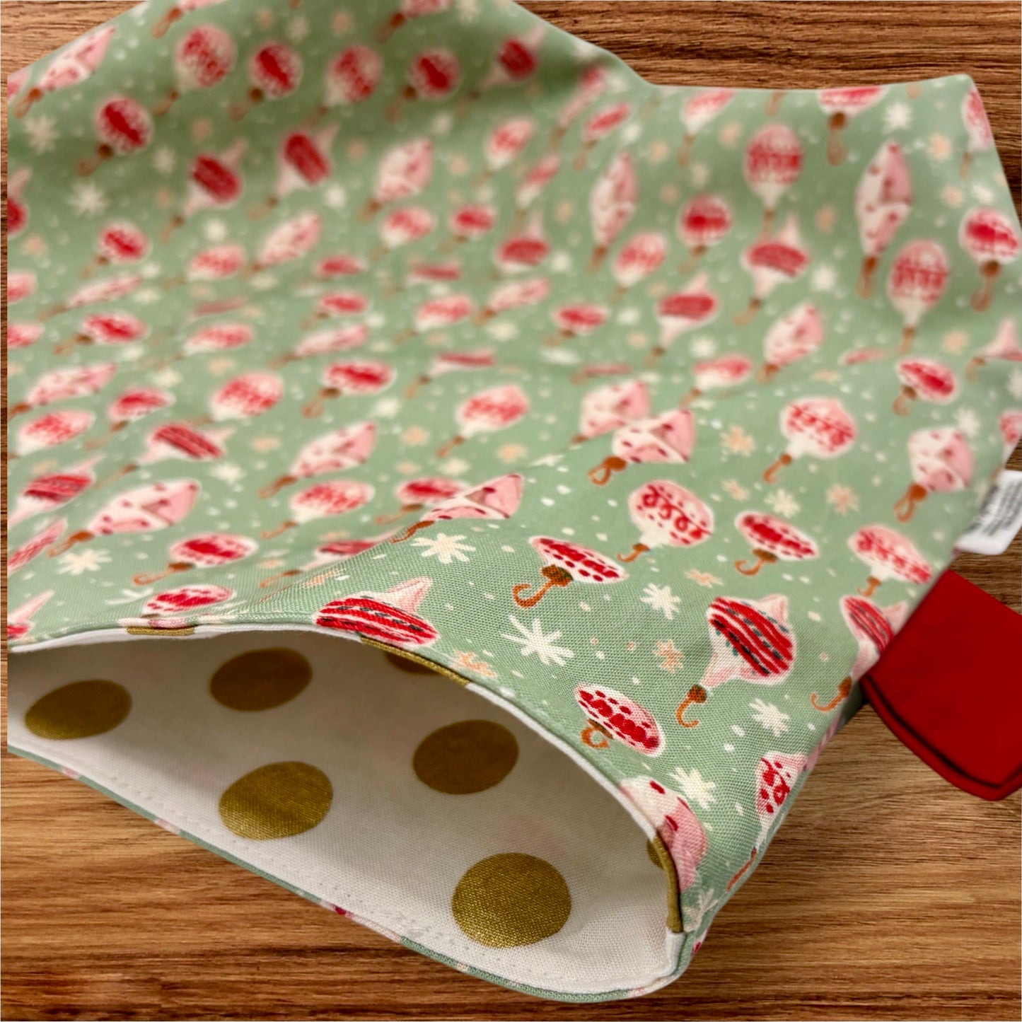 Going All Out Gift Bag - Christmas Tree Ornaments Golden