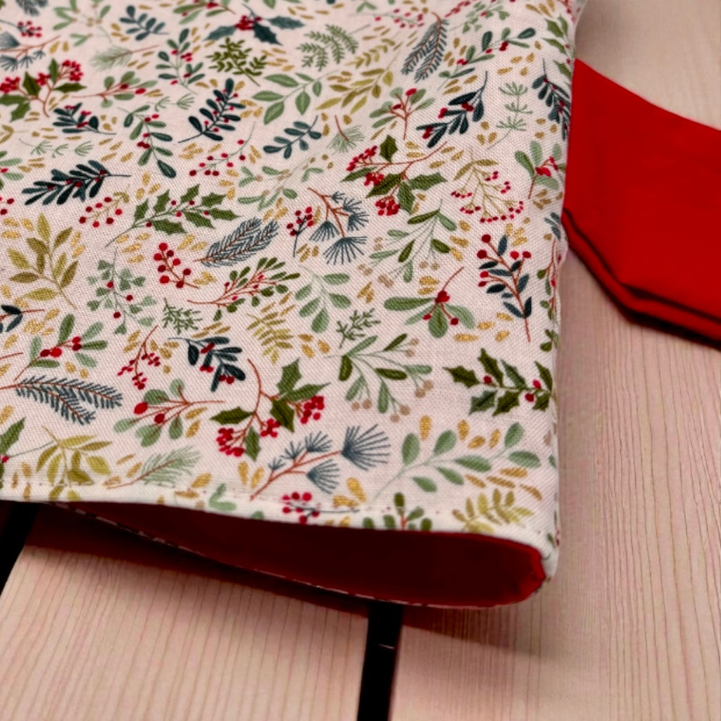 Just Right Gift Bag - Christmas Holly