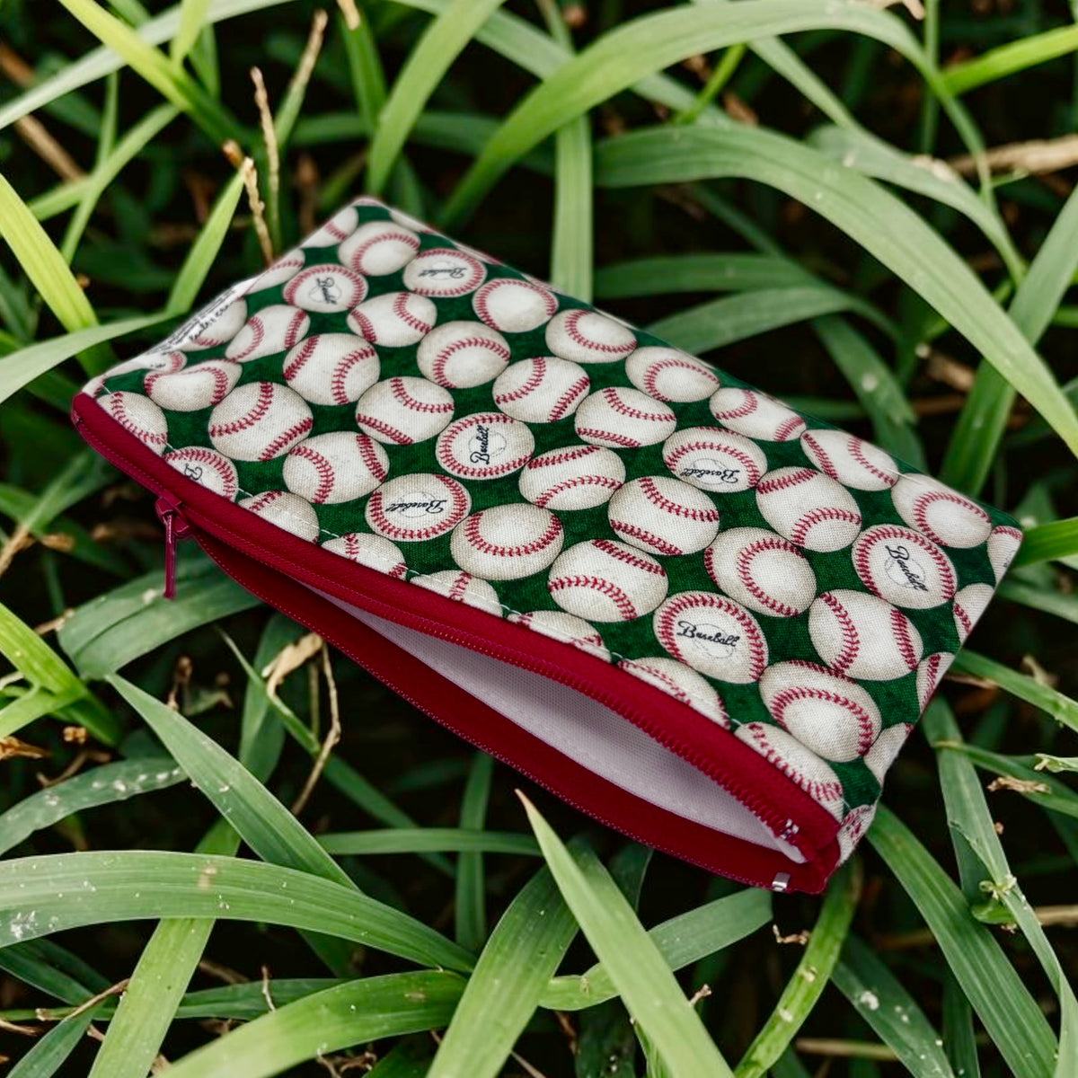 Knick Knack Sized Reusable Zippered Bag Baseball