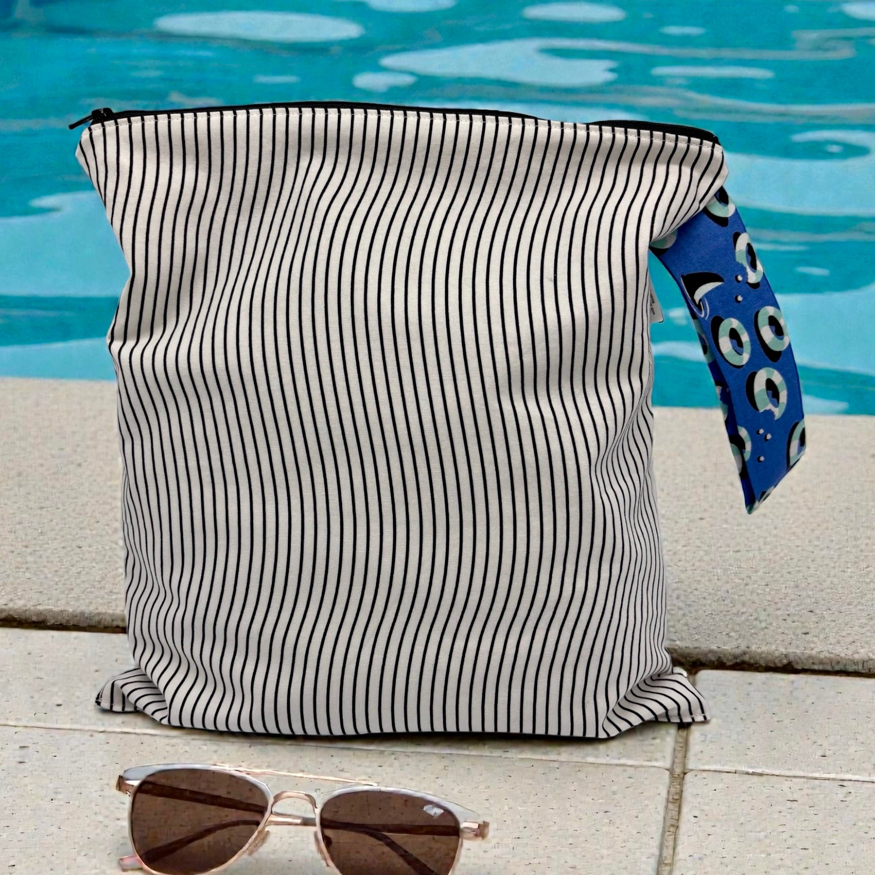 Large Wet Bag with Handle Florals on Navy