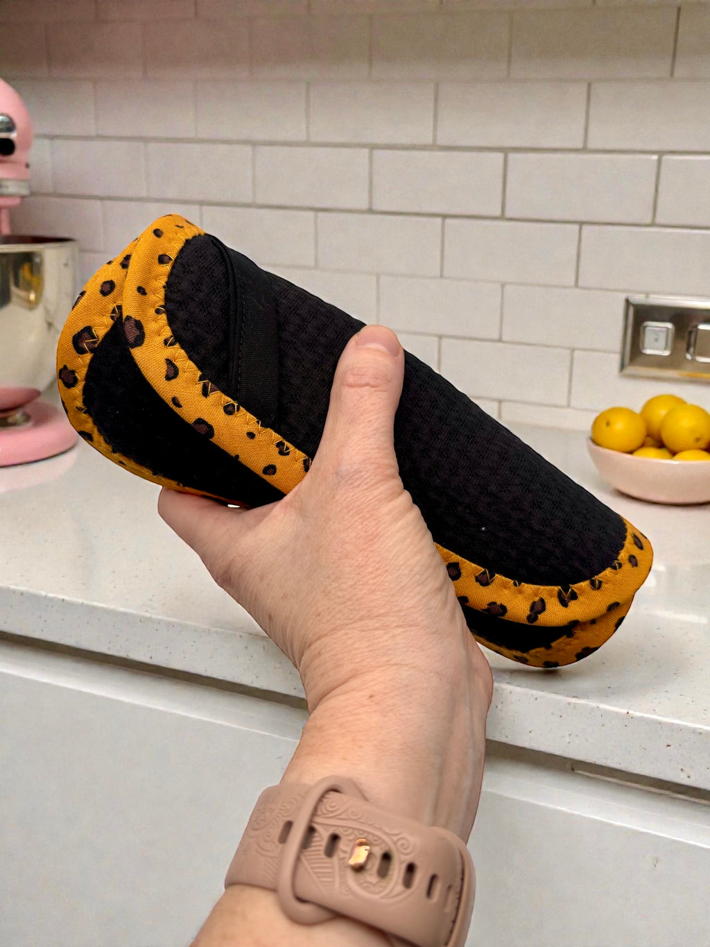 Set of 2 Reusable STANDARD Paper Towels - Cheetah on Black