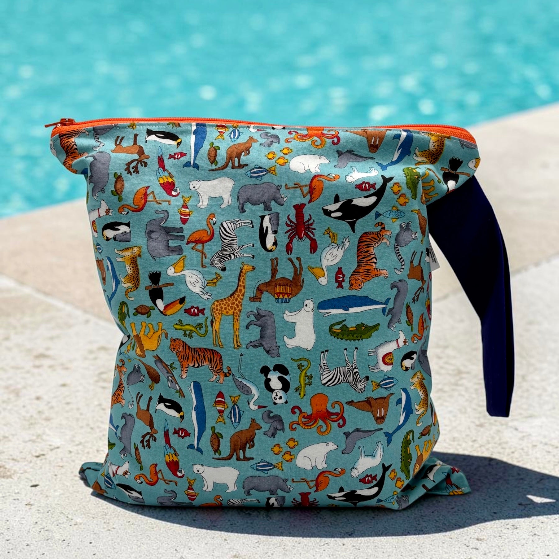 Large Wet Bag with Handle Animals Wild