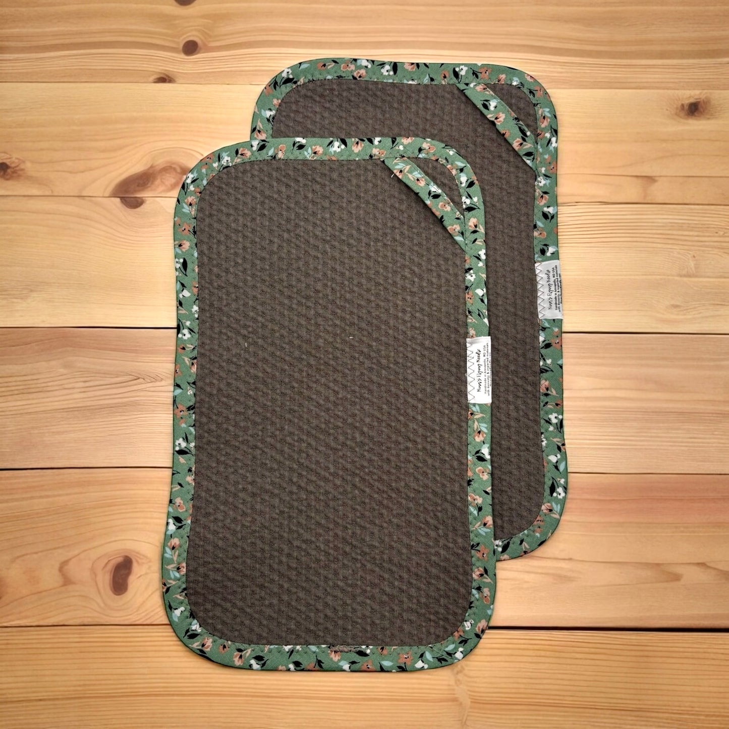 Set of 2 Reusable STANDARD Paper Towels - Green Floral on Dark Gray