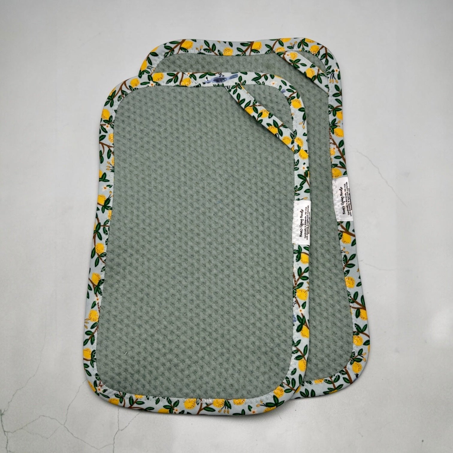 Set of 2 Reusable STANDARD Paper Towels - Lemons and Parrots on Green