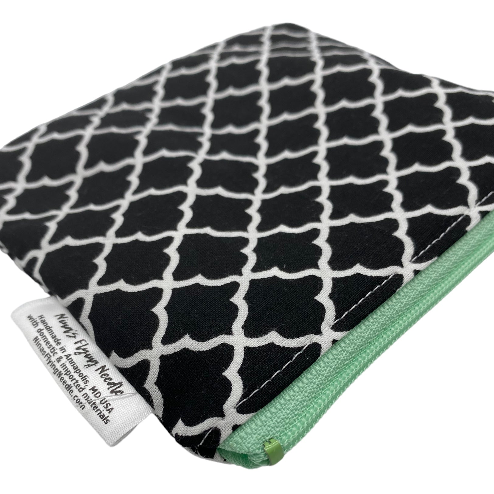 Toddler Sized Reusable Zippered Bag Quatrefoil Black