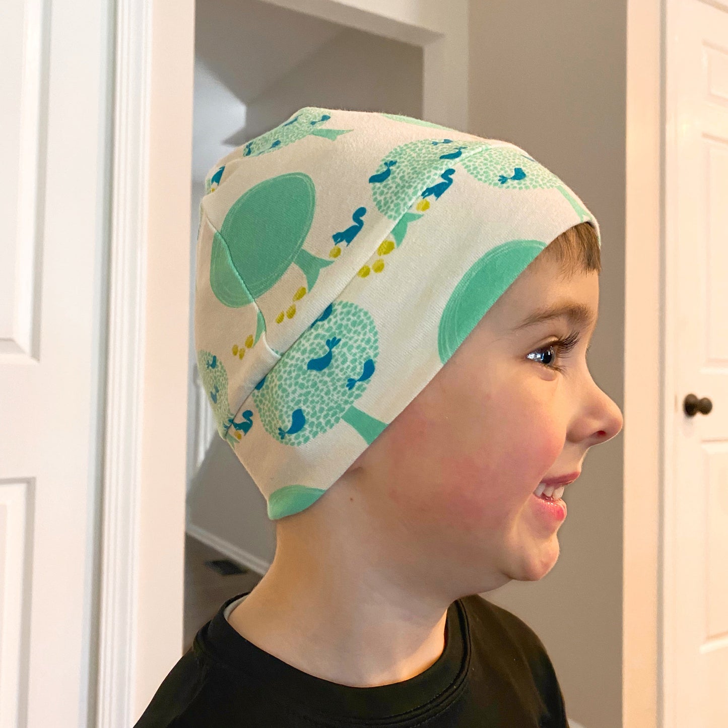 Beanie Hat in Baby: Polka Dots with Leaves
