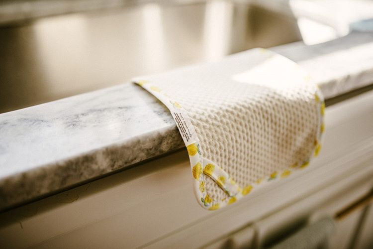 Set of 2 Reusable STANDARD Paper Towels - Anchors on Navy